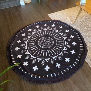 Tofino towel round beach towel